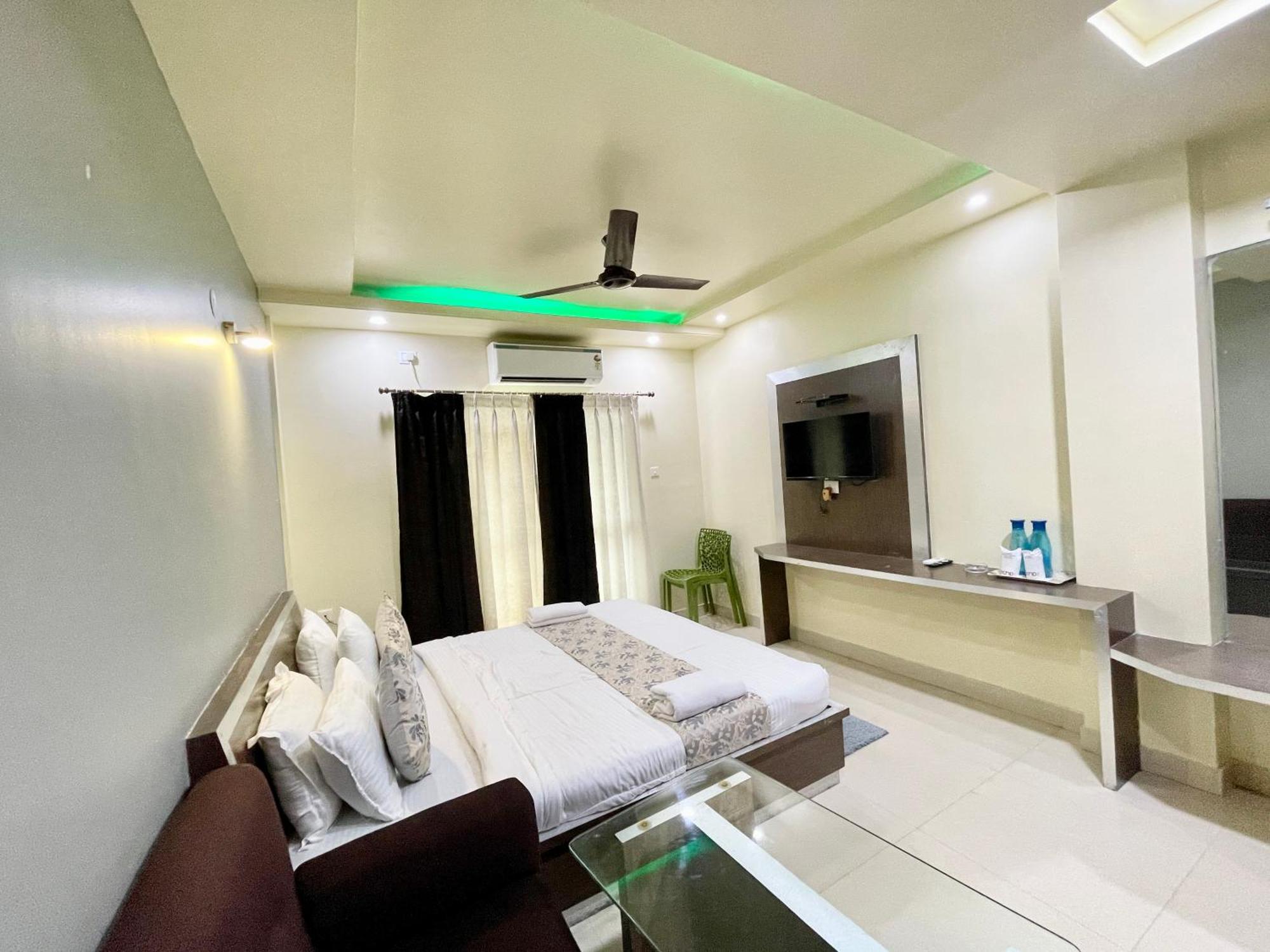 Hotel Trends In Пури Экстерьер фото