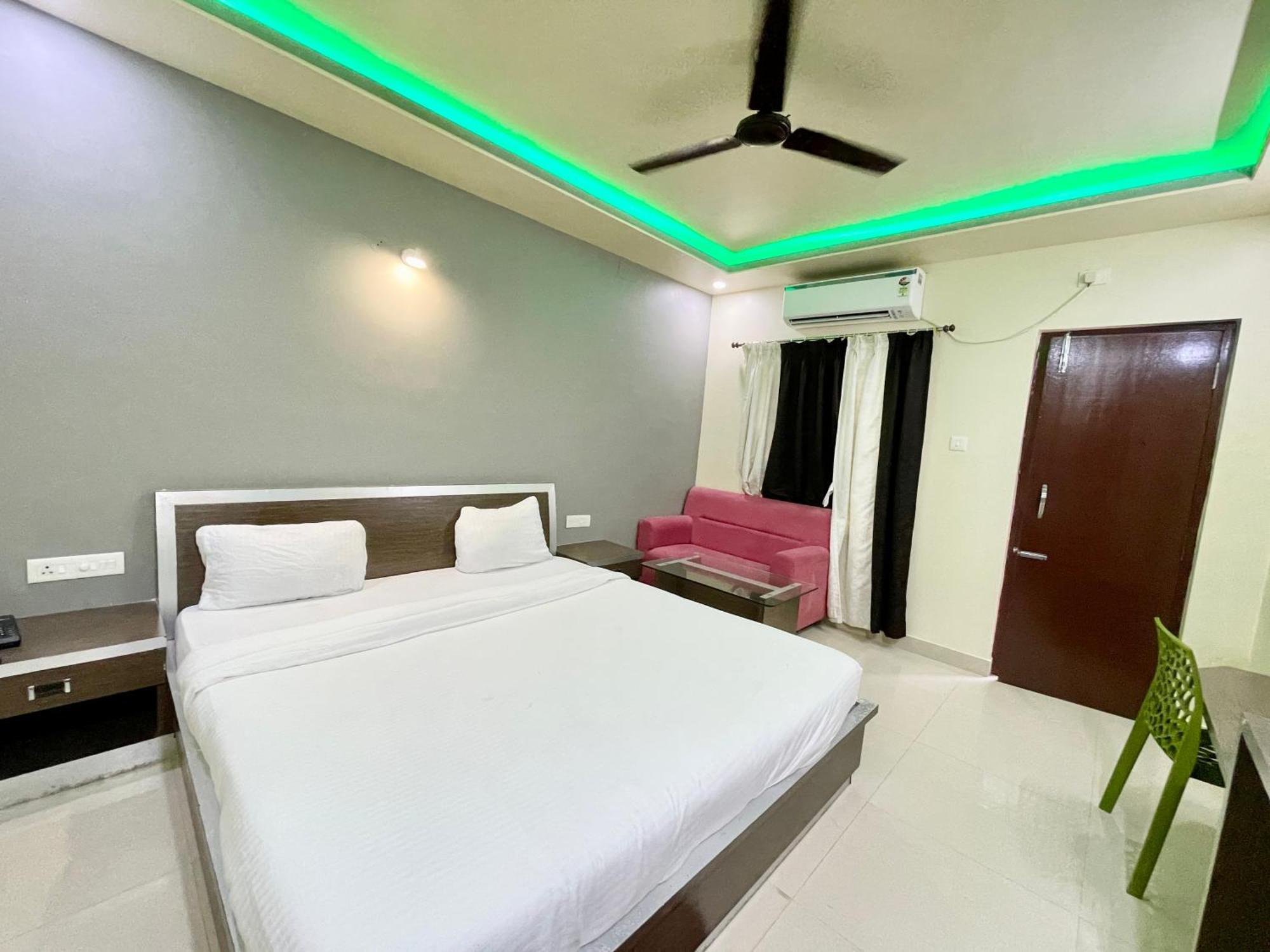 Hotel Trends In Пури Экстерьер фото